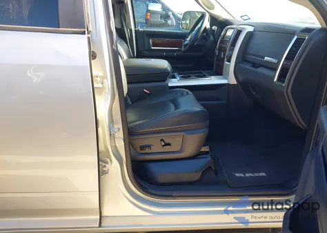 2010 Dodge Ram 2500 Laramie z USA, uszkodzony, nr VIN 3D7UT2HL5AG154368